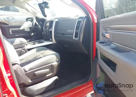 2016 Ram 1500 Big Horn из США, поврежденный, VIN 1C6RR6LT3GS299611